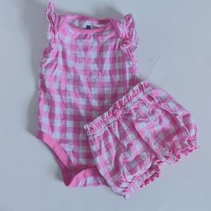 Baby Gap Brannan's favorites inside and short set